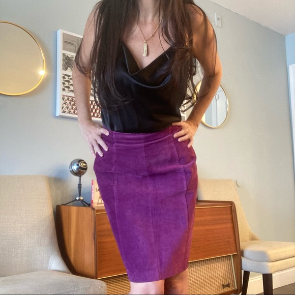 Vintage 1980's Wilson Leather Fuchsia Suede Pencil Skirt - Picture 1 of 11